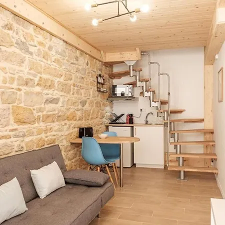 Appartement 3 - T1 Duguesclin - Hostisy *