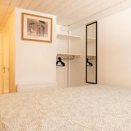 3 - T1 Duguesclin - Hostisy Apartamento